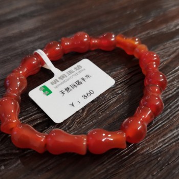 天然玛瑙手串。女士手串。平平安安款